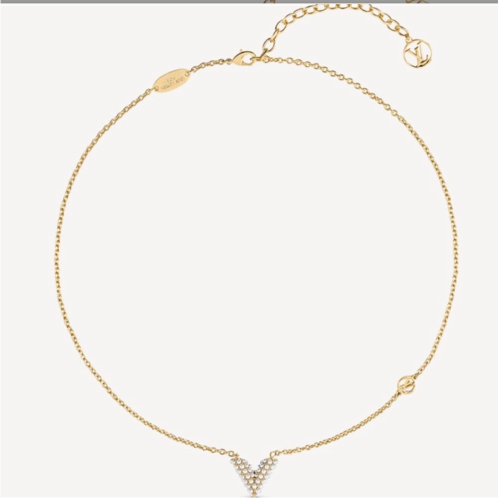 Louis Vuitton Gold V Perle Necklace with Pearl Accents